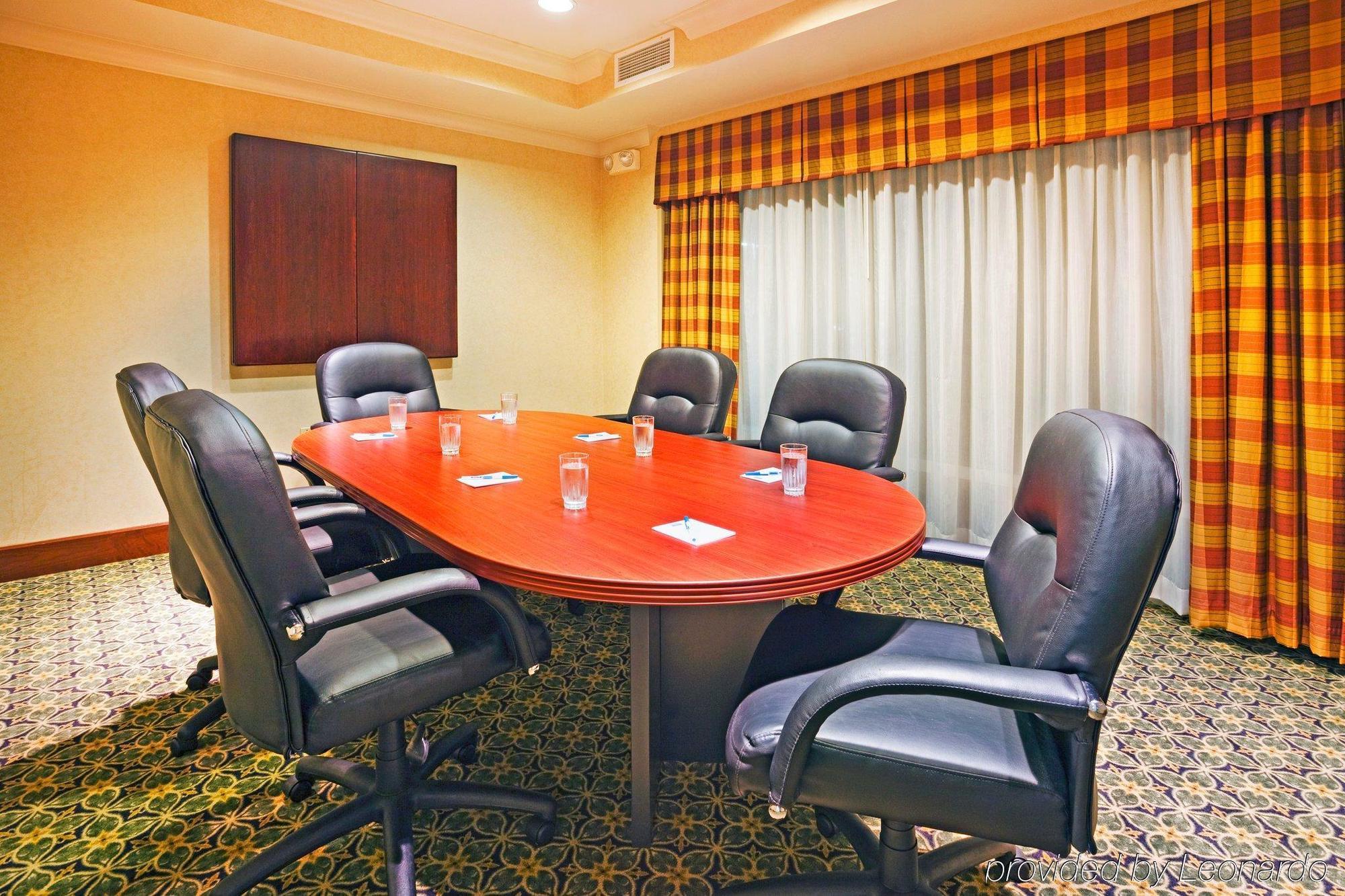 Staybridge Suites Chattanooga Downtown - Convention Center By Ihg Instalações foto